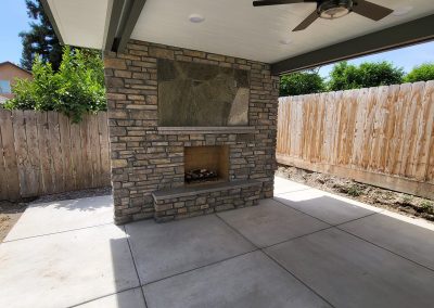 masonry outdoor fireplace